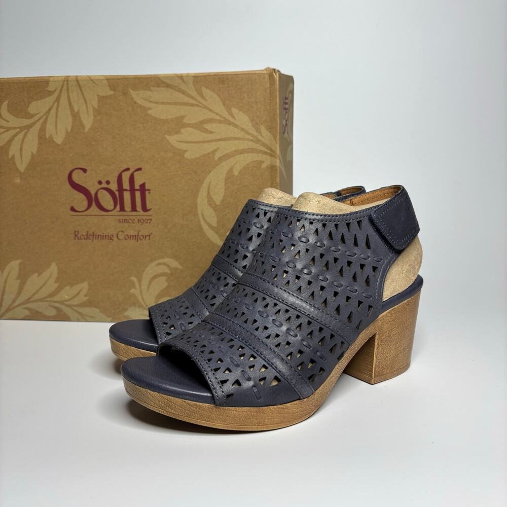 Sofft Ophia Leather Heeled Sandals in Navy